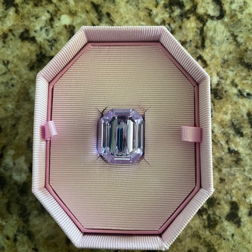 Lucent Cocktail Ring – Octagon‑cut, Purple - Picture 2 of 4